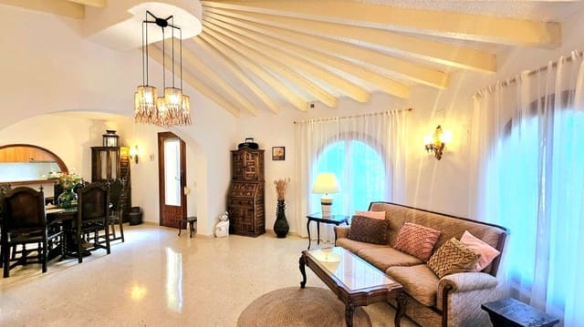 3 makuuhuone Huvila myytävänä paikassa Maryvilla, Calpe / Calp mukana 
autotalli - 485 000 € (Ref: 10034902)