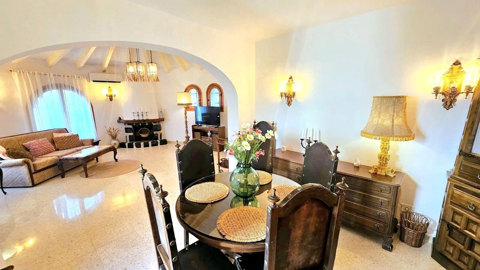 3 makuuhuone Huvila myytävänä paikassa Calpe / Calp mukana 
autotalli - 485 000 € (Ref: 10034902)