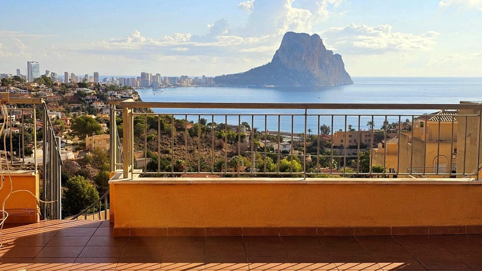3 makuuhuone Huvila myytävänä paikassa Calpe / Calp mukana 
autotalli - 485 000 € (Ref: 10034902)