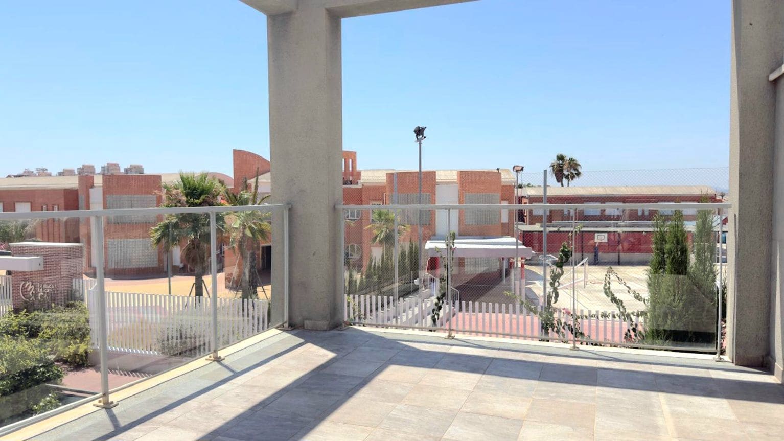 3 quarto Moradia Geminada para venda em Torrevieja com piscina garagem - 310 000 € (Ref: 10036357)