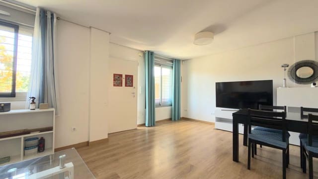 3 quarto Moradia Geminada para venda em Aguas Nuevas, Torrevieja com piscina garagem - 310 000 € (Ref: 10036357)
