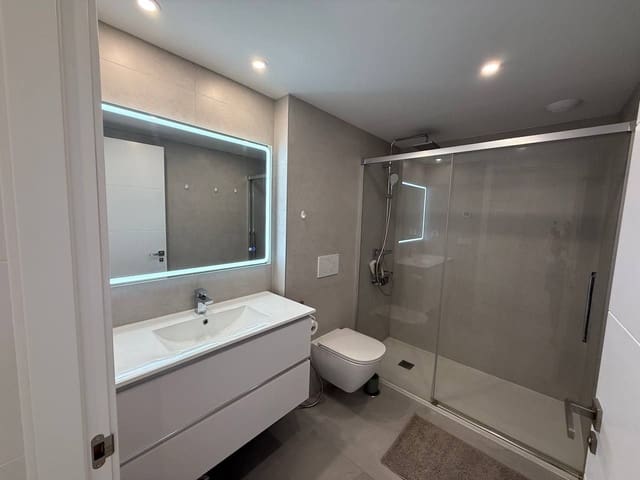2 sovrum Lägenhet till salu i Benidorm - 484 000 € (Ref: 10040630)