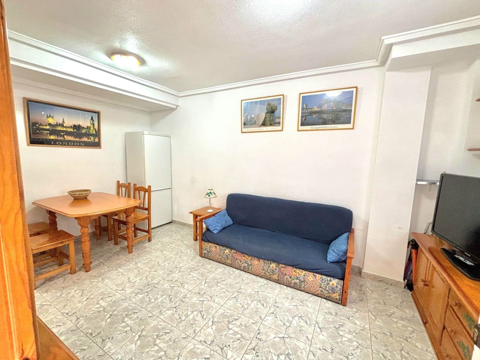 Pareado de 2 habitaciones en Torrevieja en venta con piscina - 150.000 € (Ref: 10048766)