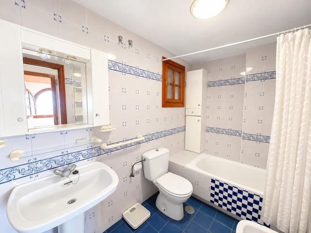1 chambre Appartement à vendre à Torreblanca, Torrevieja avec piscine garage - 139 000 € (Ref: 10049942)