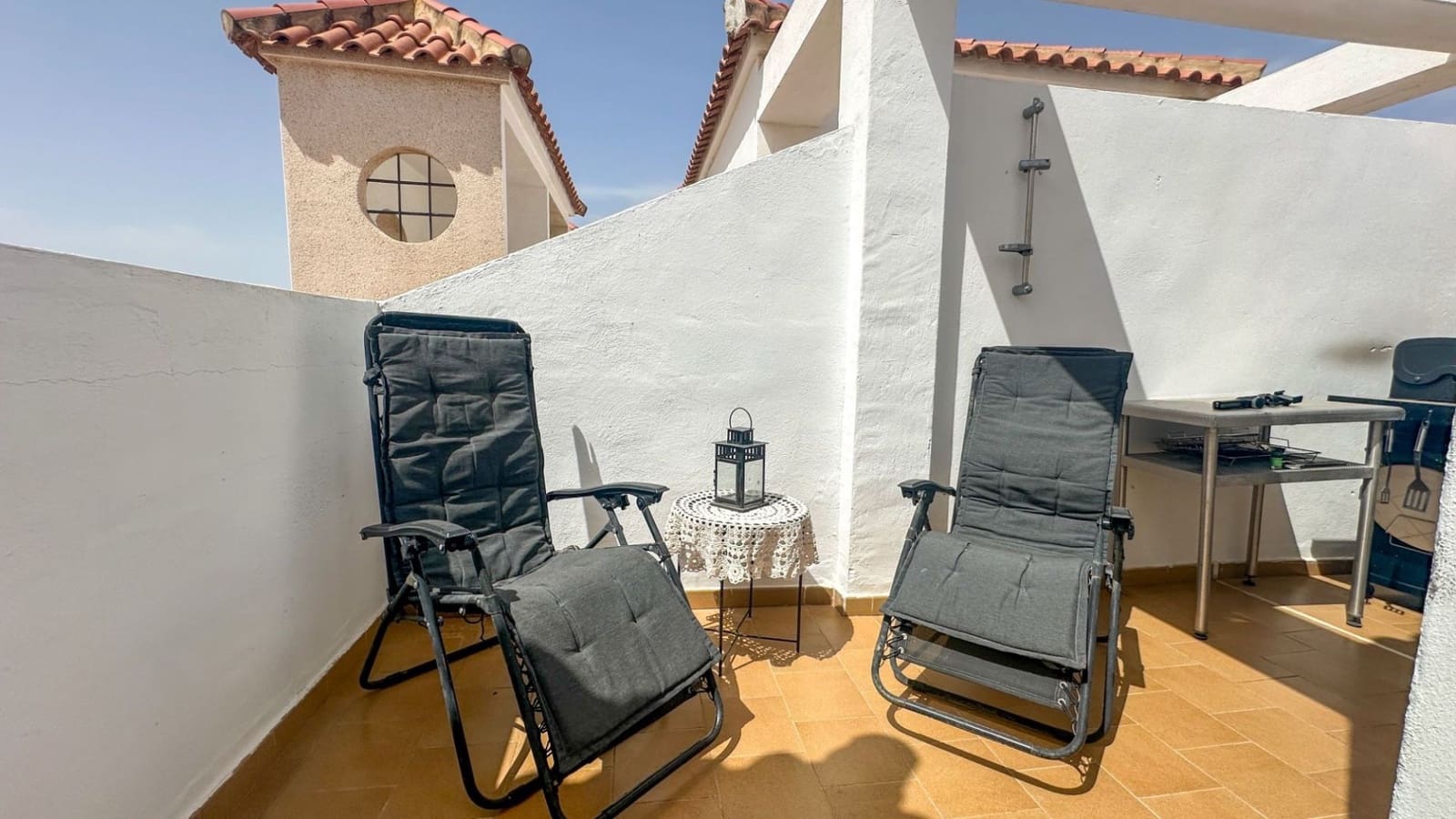 2 bedroom Semi-detached Villa for sale in Orihuela with garage - € 138,000 (Ref: 10049947)