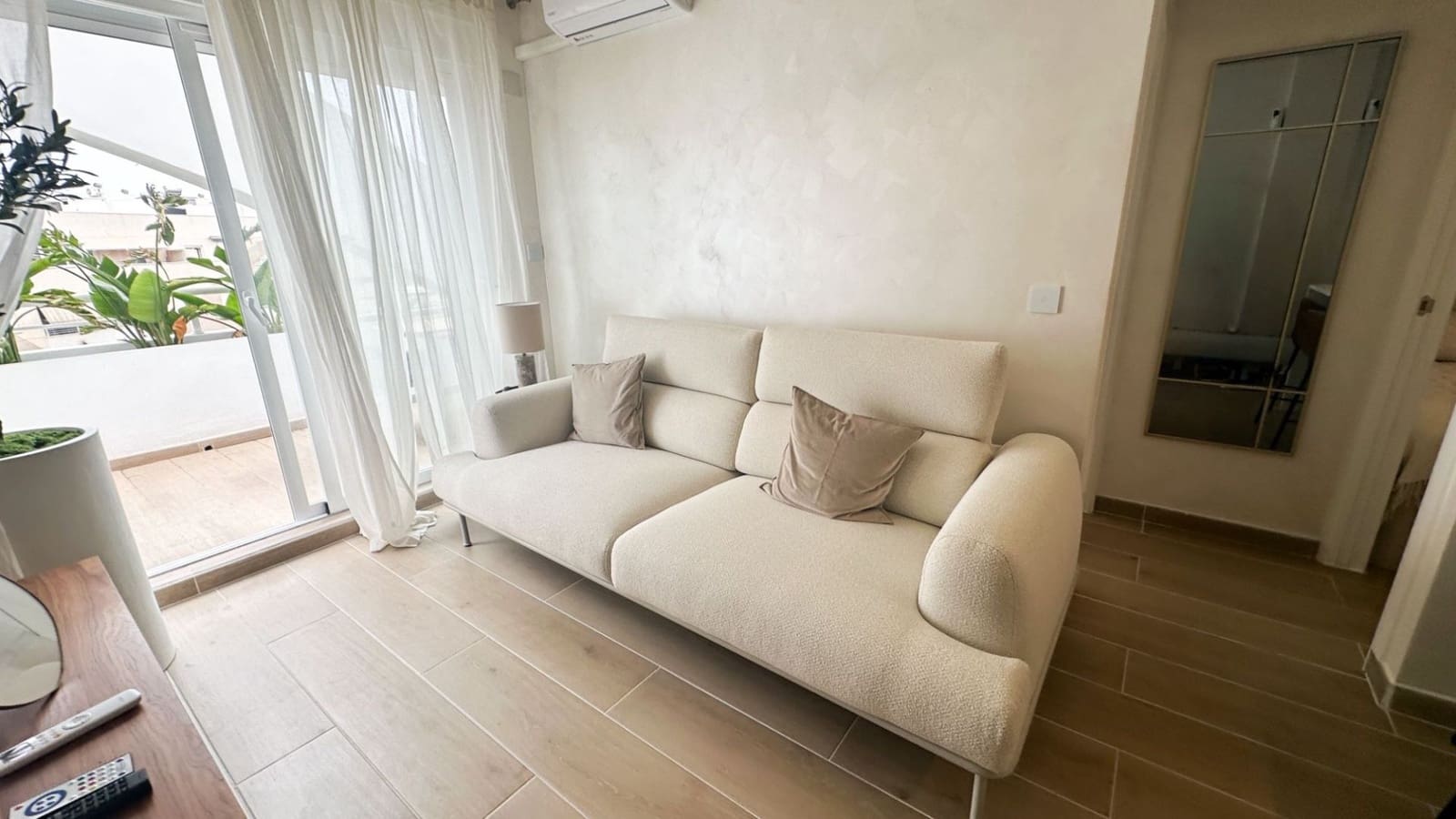 2 sovrum Takvåning till salu i Torrevieja med pool - 159 995 € (Ref: 10049949)