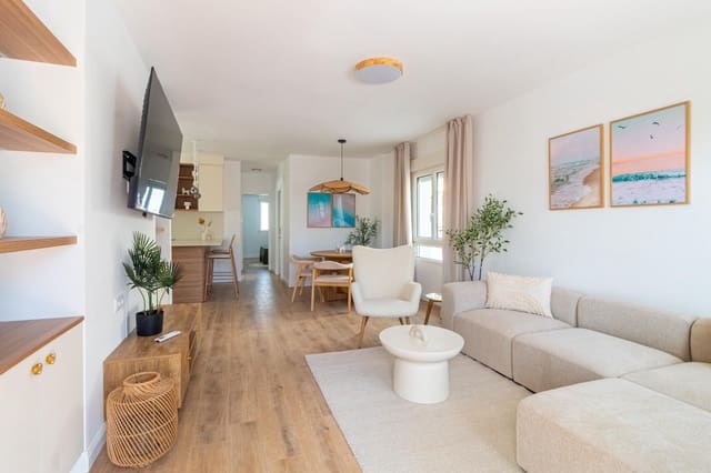 3 bedroom Villa for sale in Villamartin, Orihuela with pool - € 399,000 (Ref: 10061292)