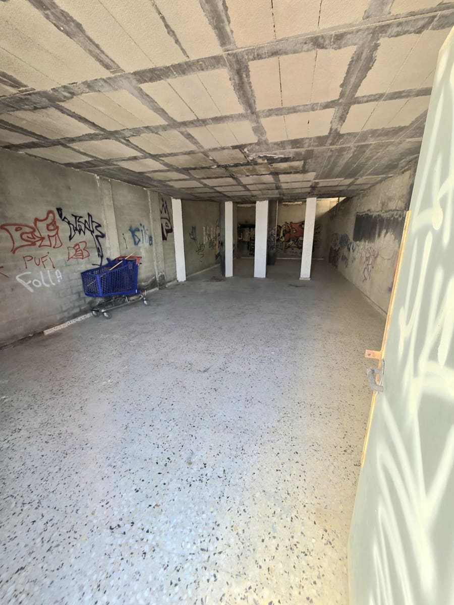 Erhverv til salg i Torrevieja - € 75.000 (Ref: 10061299)
