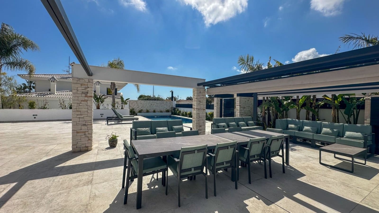 4 sovrum Villa till salu i Orihuela Costa med garage - 2 950 000 € (Ref: 10063796)