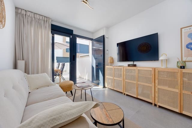 3 slaapkamer Halfvrijstaande villa te koop in Los Secanos, Guardamar del Segura met zwembad garage - € 369.900 (Ref: 10063800)