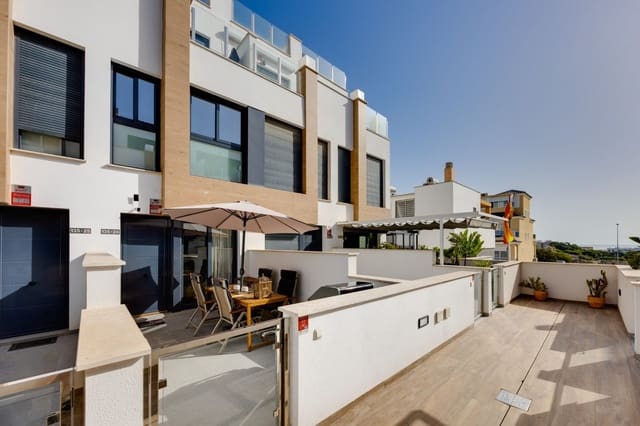 3 slaapkamer Halfvrijstaande villa te koop in Los Secanos, Guardamar del Segura met zwembad garage - € 369.900 (Ref: 10063800)