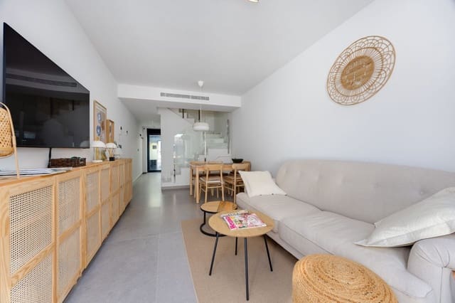 3 slaapkamer Halfvrijstaande villa te koop in Los Secanos, Guardamar del Segura met zwembad garage - € 369.900 (Ref: 10063800)