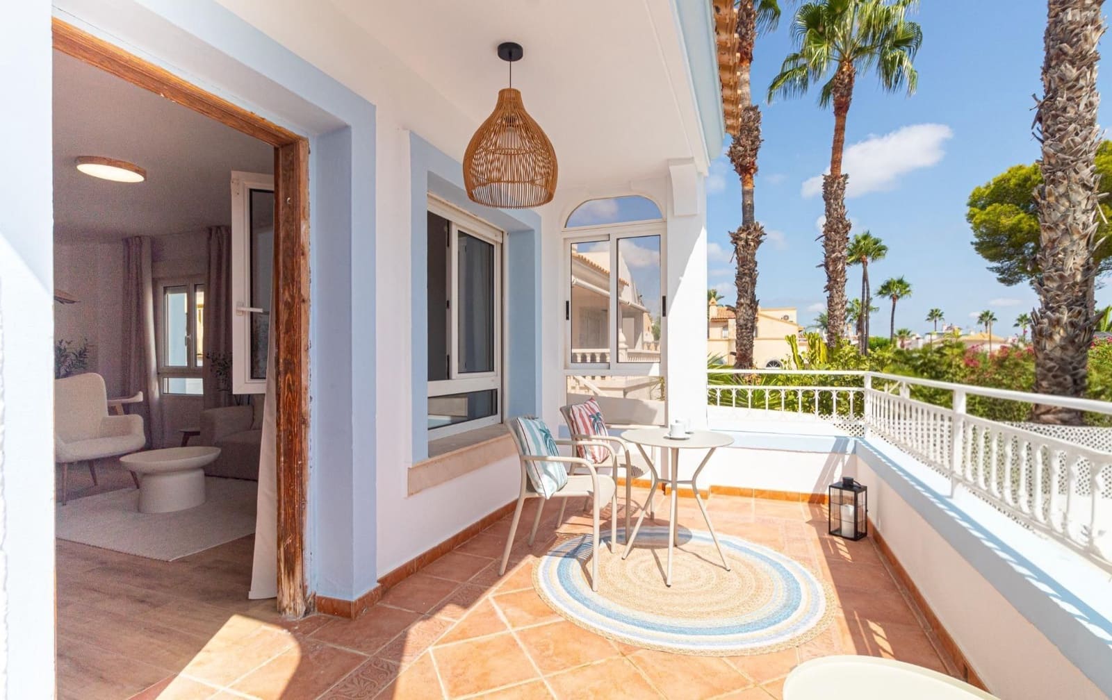 3 makuuhuone Huvila myytävänä paikassa Orihuela Costa mukana uima-altaan - 399 000 € (Ref: 10074920)