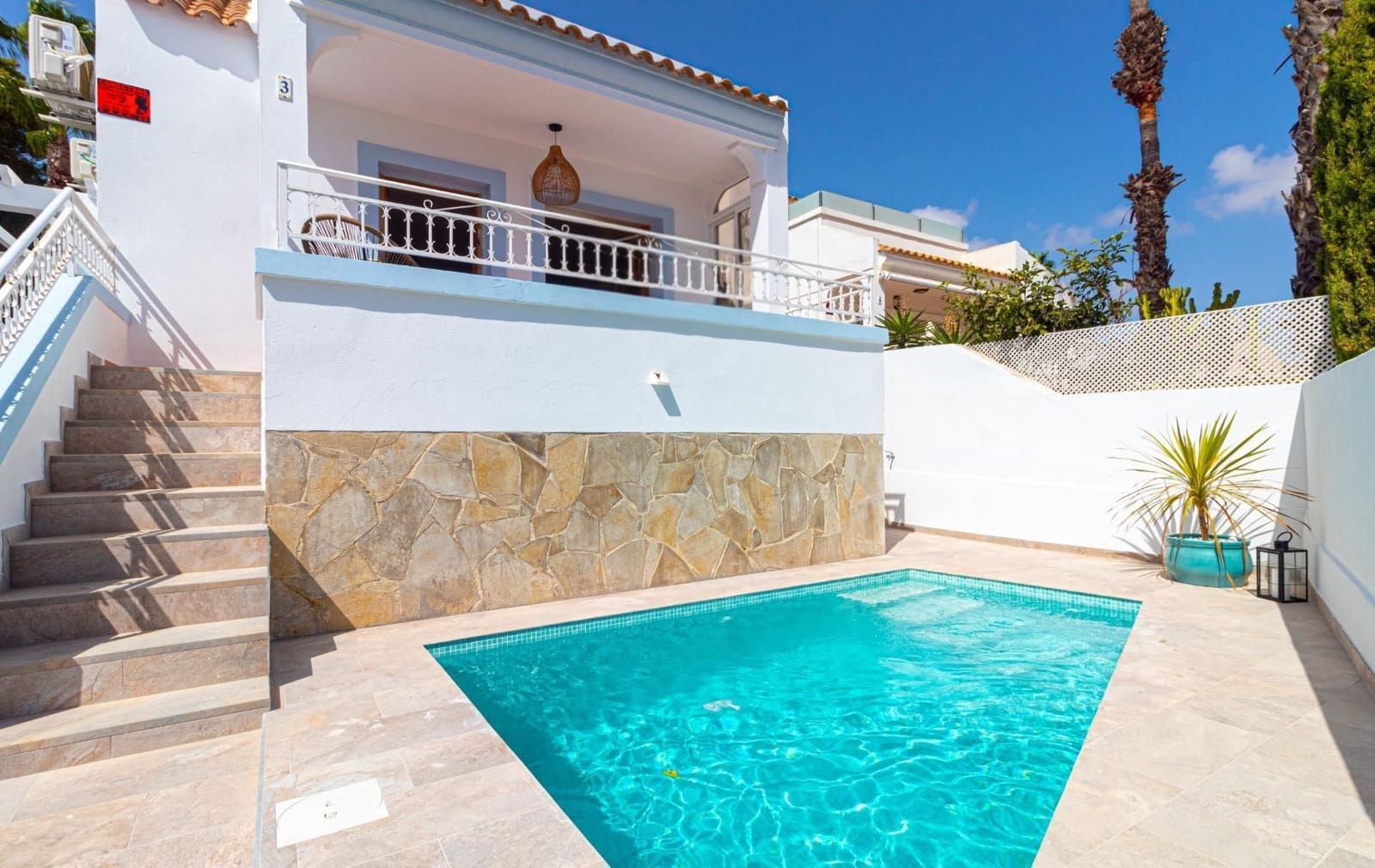 3 makuuhuone Huvila myytävänä paikassa Orihuela Costa mukana uima-altaan - 399 000 € (Ref: 10074920)