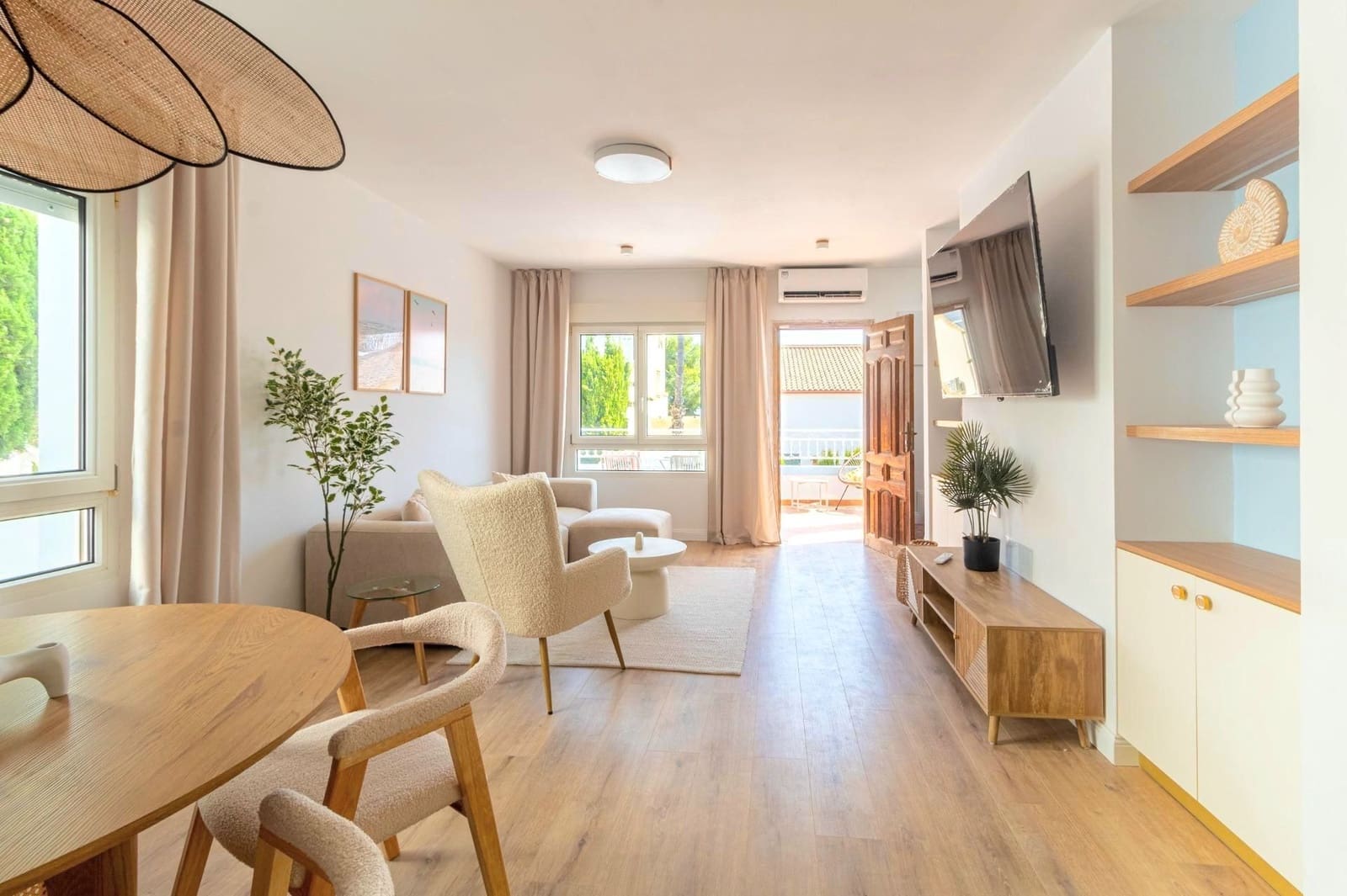 3 makuuhuone Huvila myytävänä paikassa Orihuela Costa mukana uima-altaan - 399 000 € (Ref: 10074920)