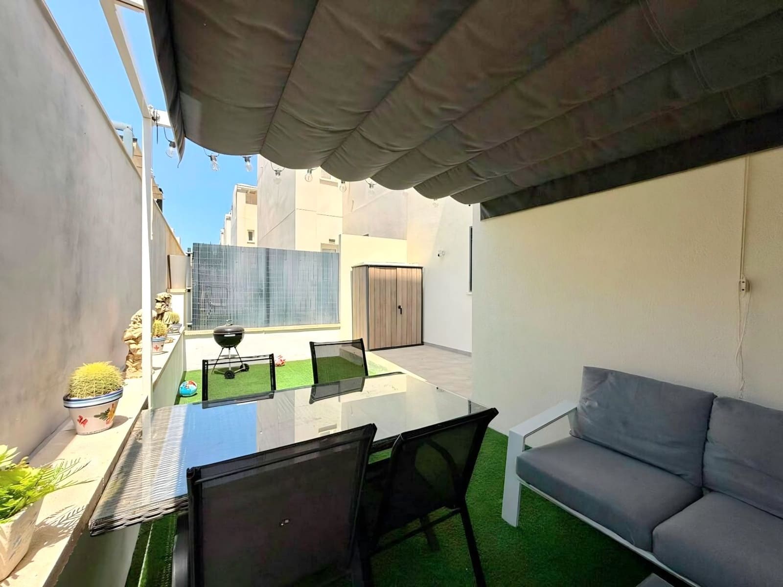 2 sovrum Bungalow till salu i Torrevieja med pool garage - 249 000 € (Ref: 10074925)