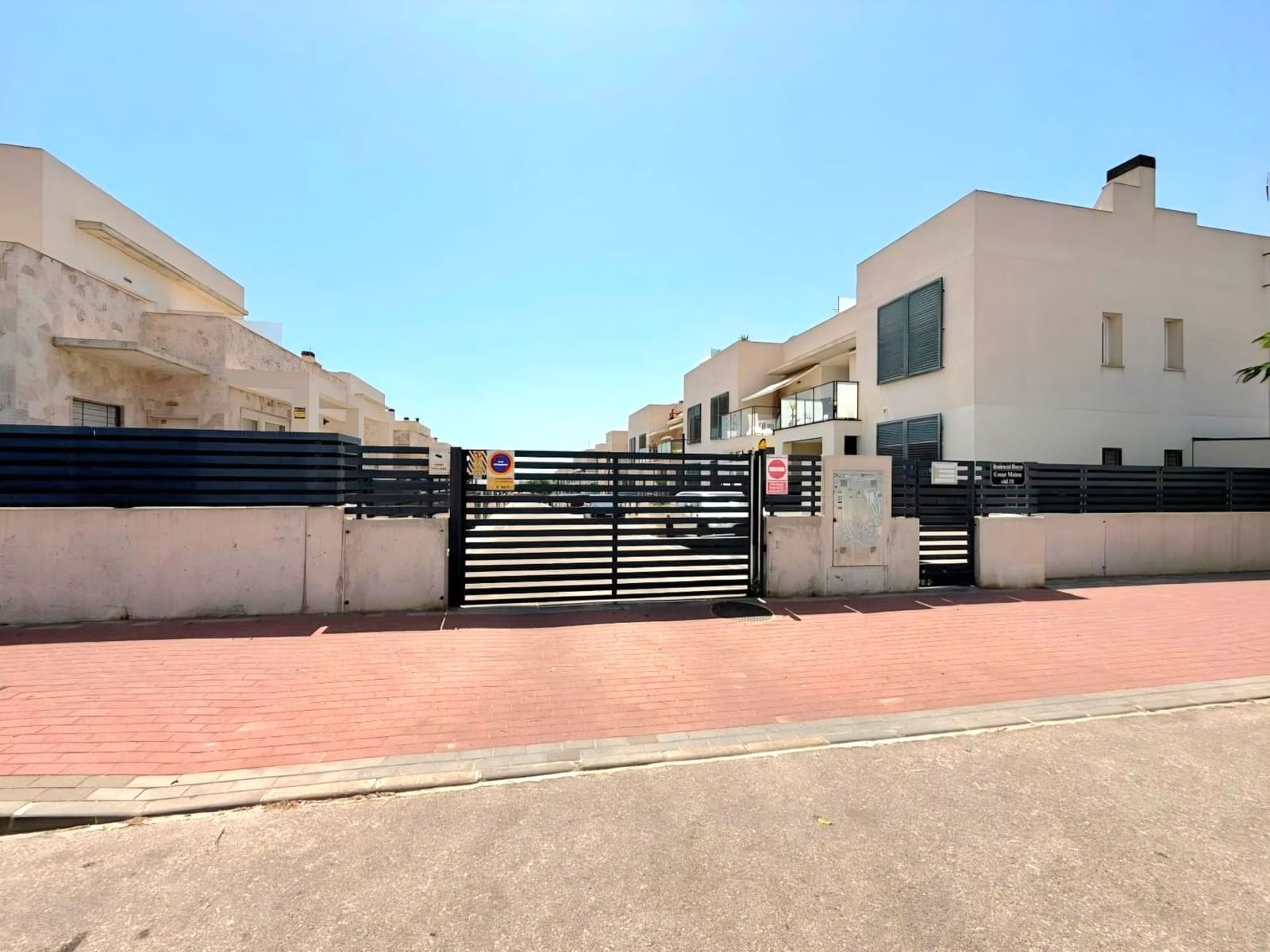2 sovrum Bungalow till salu i Torrevieja med pool garage - 249 000 € (Ref: 10074925)