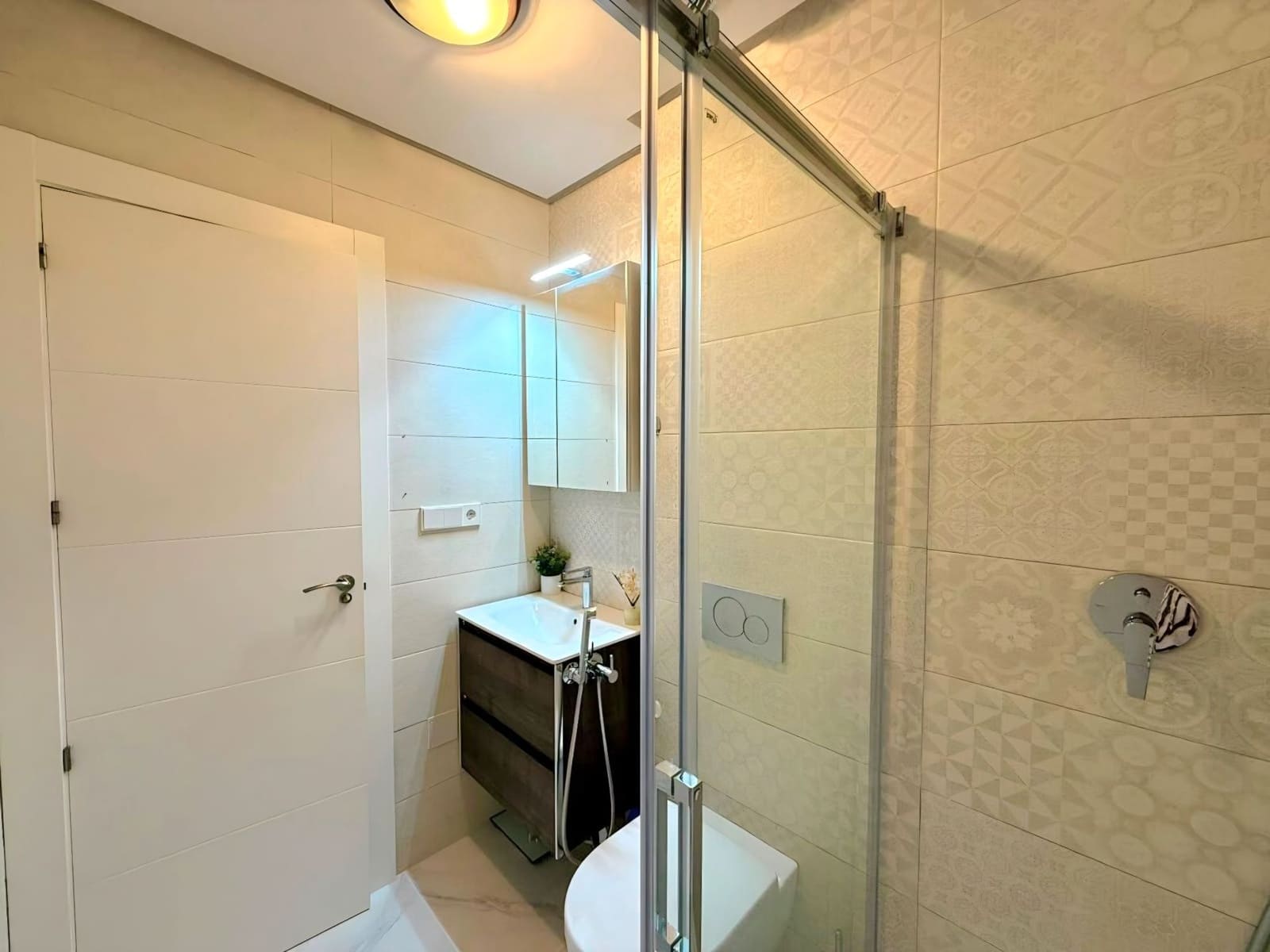 2 sovrum Bungalow till salu i Torrevieja med pool garage - 249 000 € (Ref: 10074925)