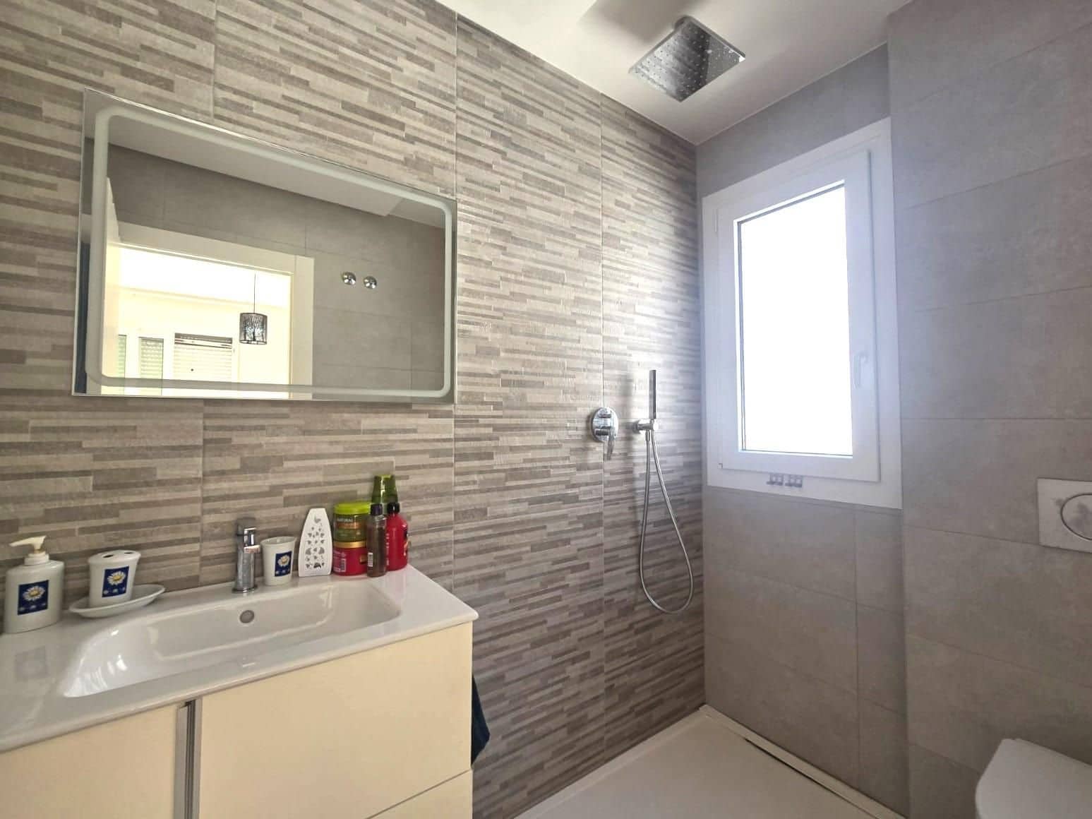 3 Zimmer Doppelhaus zu verkaufen in Torrevieja mit Pool Garage - 295.000 € (Ref: 10080460)
