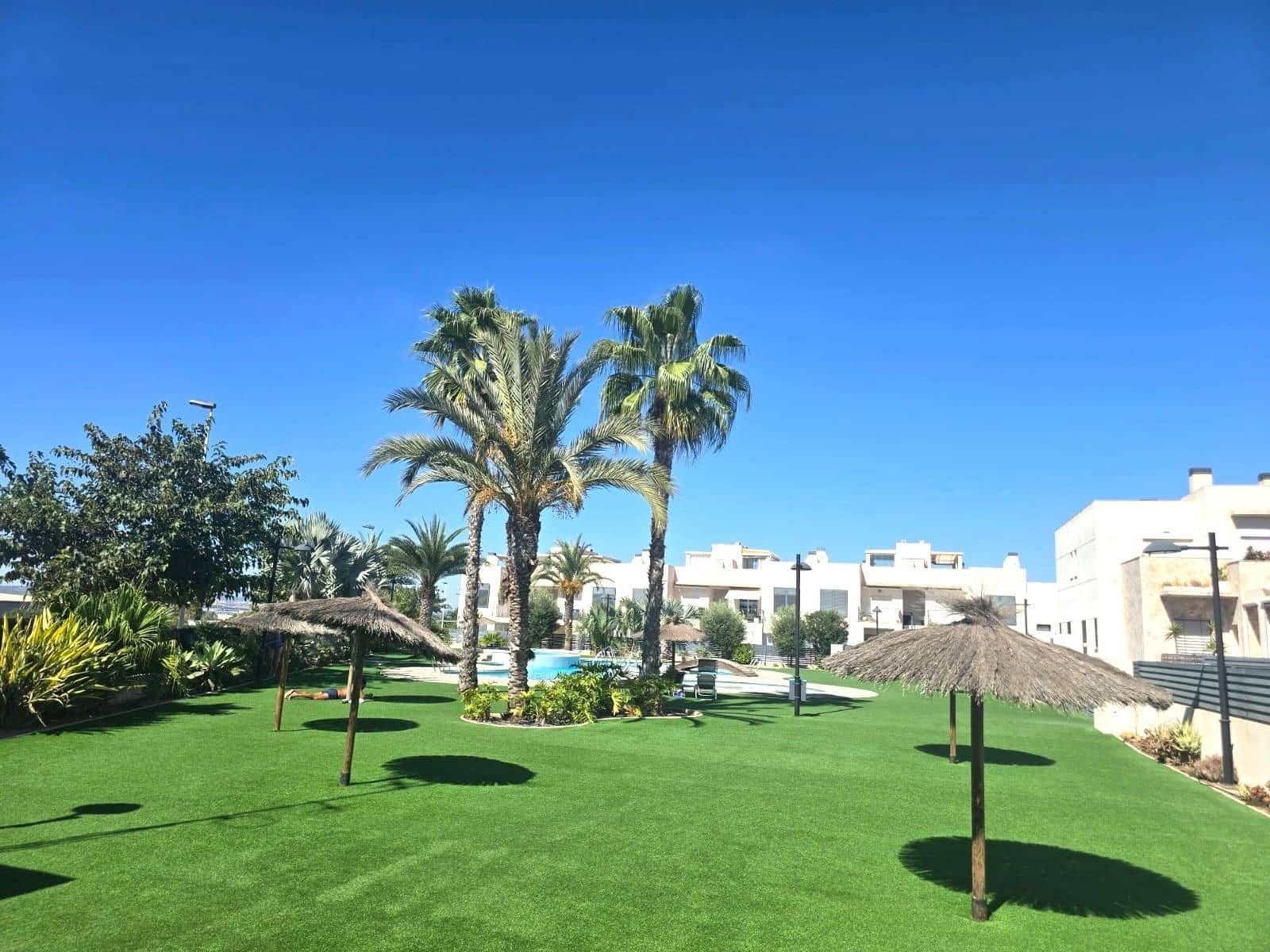 3 Zimmer Doppelhaus zu verkaufen in Torrevieja mit Pool Garage - 295.000 € (Ref: 10080460)