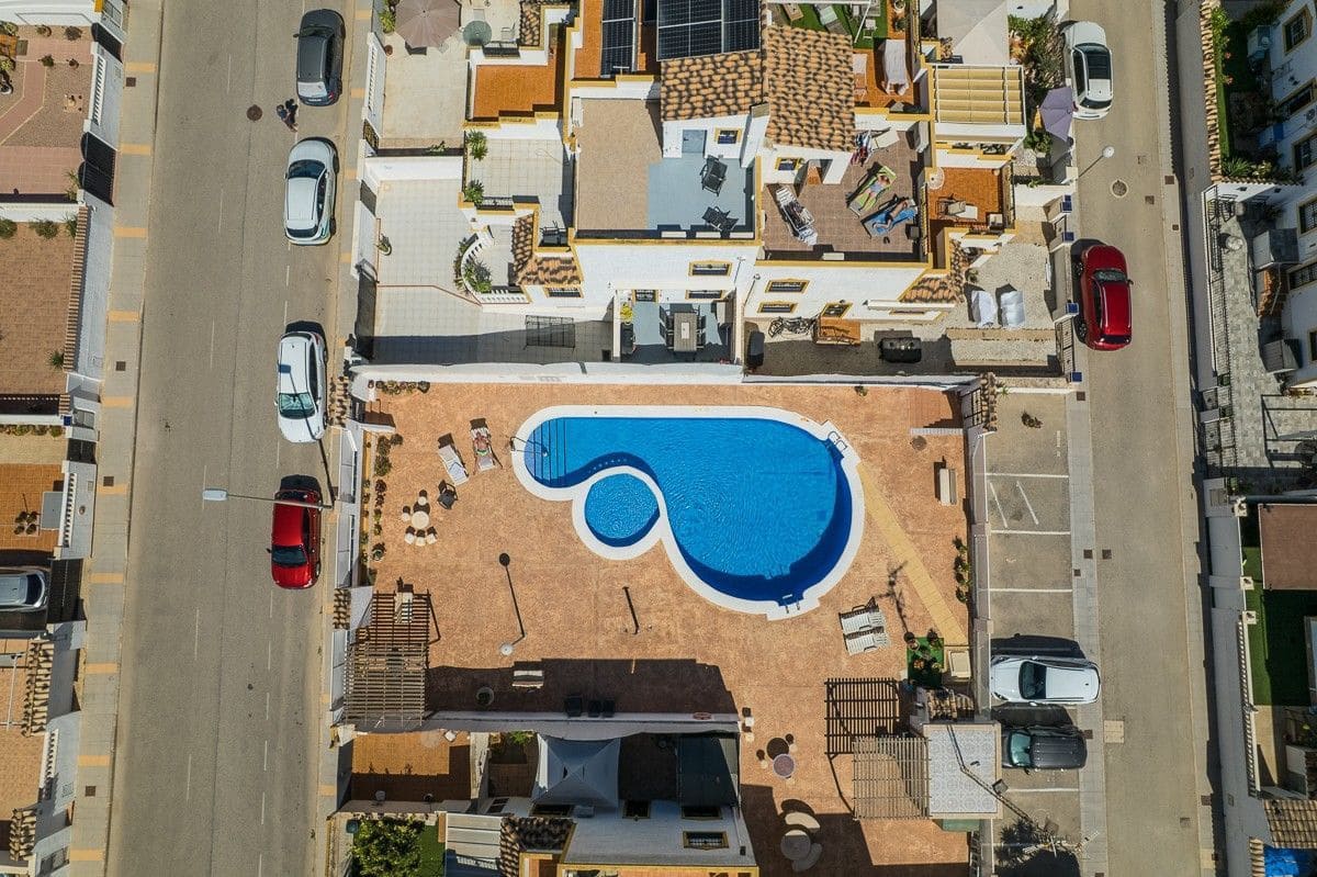 3 bedroom Villa for sale in Orihuela with pool garage - € 215,000 (Ref: 10088851)