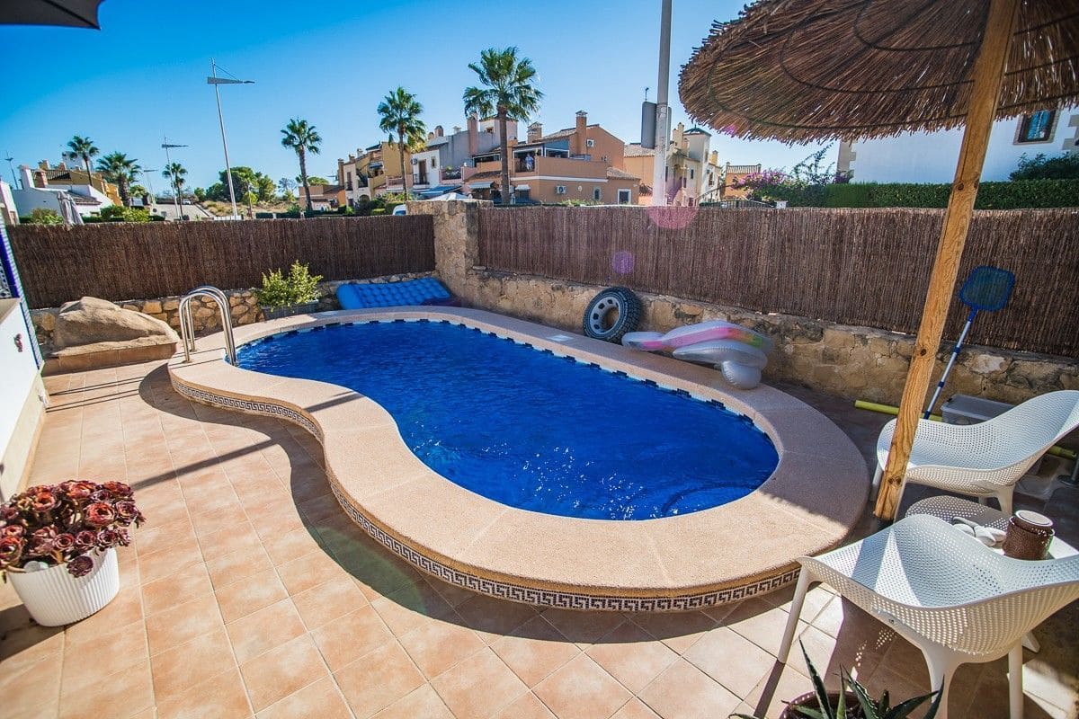 3 quarto Moradia para venda em Algorfa com piscina garagem - 389 000 € (Ref: 10090108)