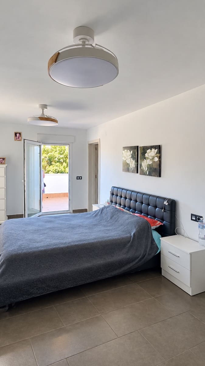 Chalet de 4 habitaciones en Calpe / Calp en venta con piscina garaje - 850.000 € (Ref: 10094218)
