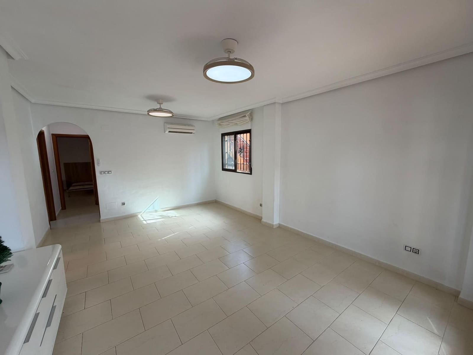 2 bedroom Villa for sale in Torrevieja with pool garage - € 213,000 (Ref: 10094220)