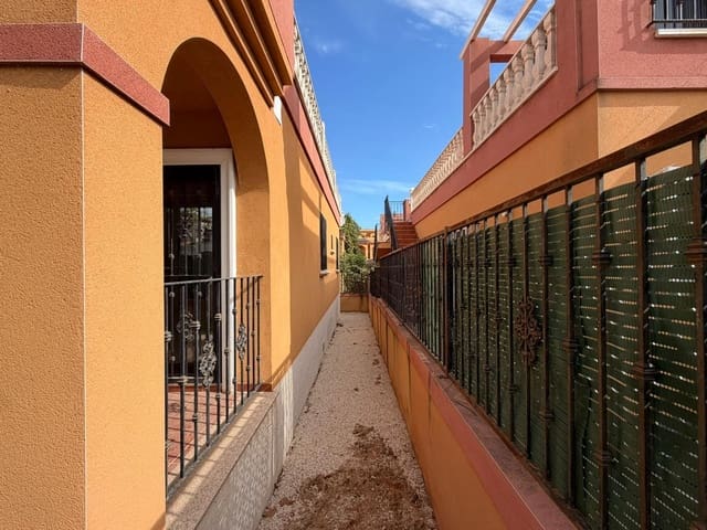 2 quarto Moradia para venda em Parque Acuático - Sector 25, Torrevieja com piscina garagem - 213 000 € (Ref: 10094220)