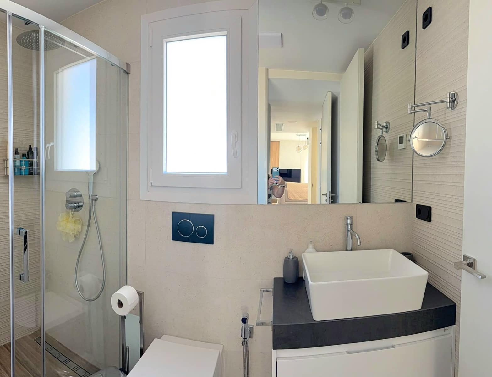 3 soverom Leilighet til leie i Torrevieja med svømmebasseng garasje - € 2 000 (Ref: 10097583)