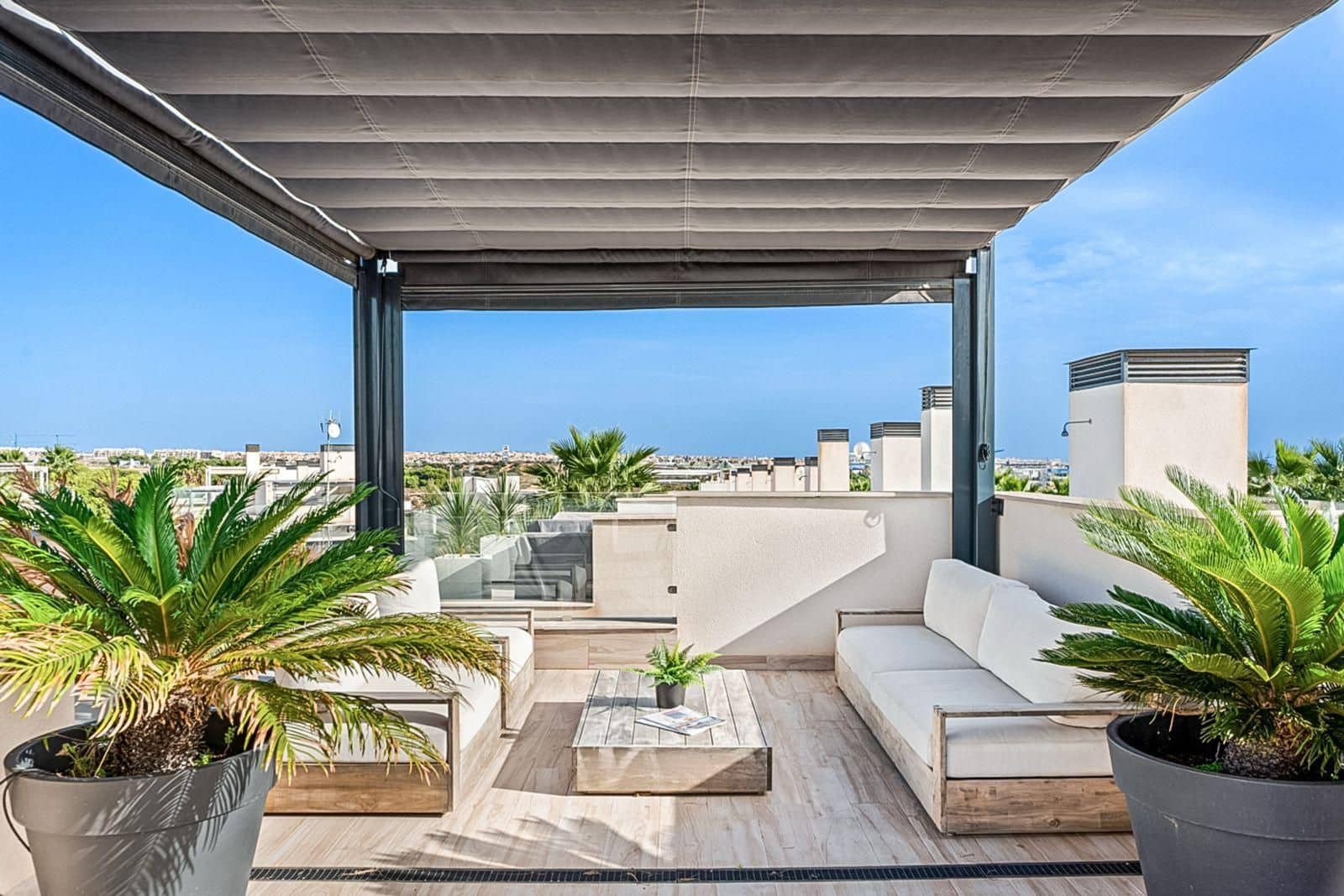 Chalet de 5 habitaciones en Orihuela Costa en venta con piscina garaje - 829.000 € (Ref: 10097584)