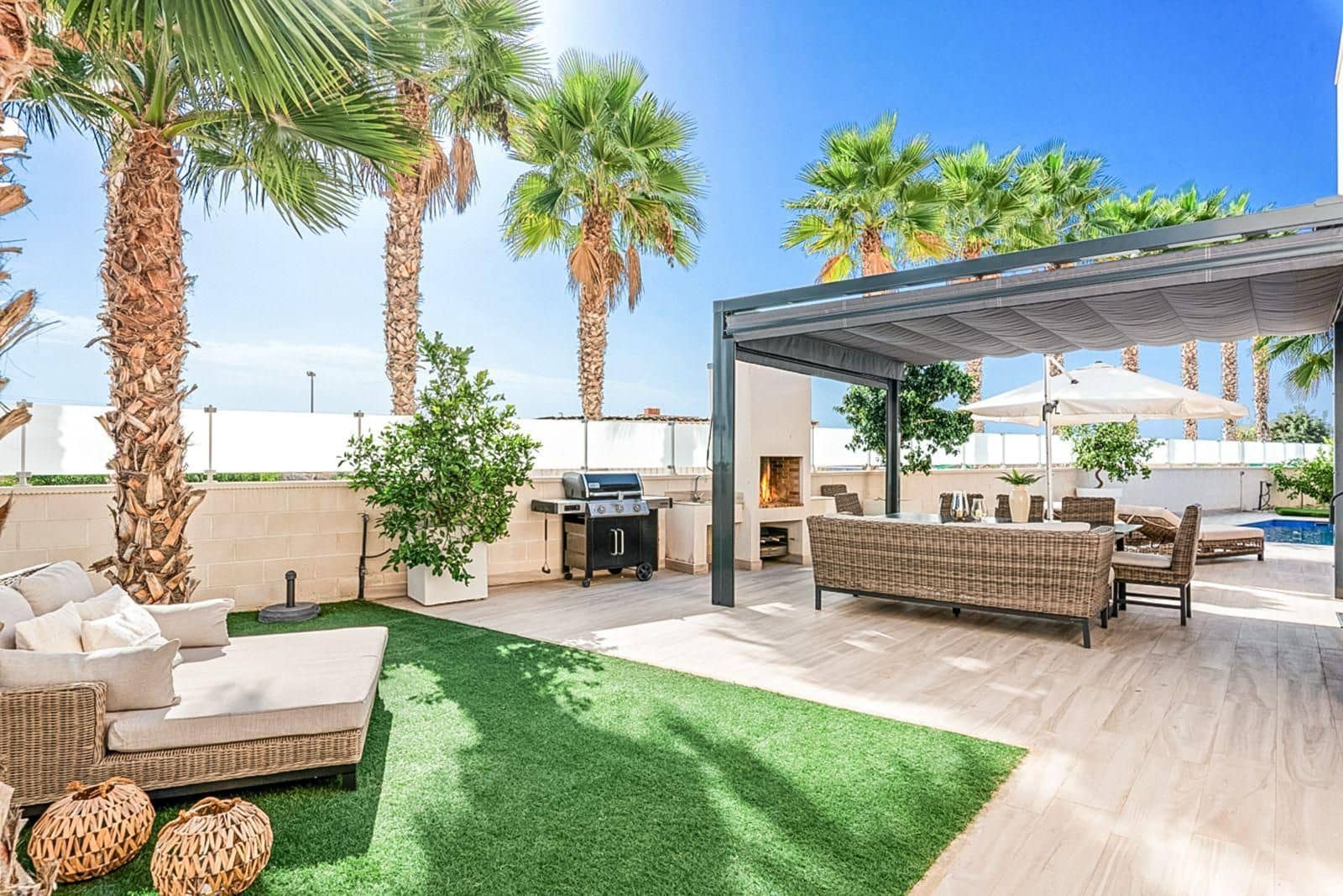 Chalet de 5 habitaciones en Orihuela Costa en venta con piscina garaje - 829.000 € (Ref: 10097584)