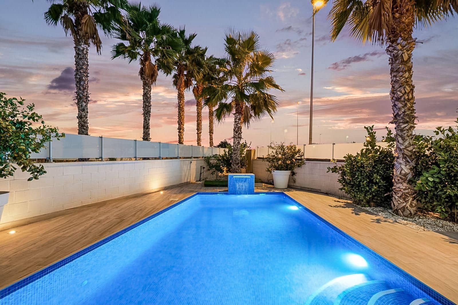 Chalet de 5 habitaciones en Orihuela Costa en venta con piscina garaje - 829.000 € (Ref: 10097584)