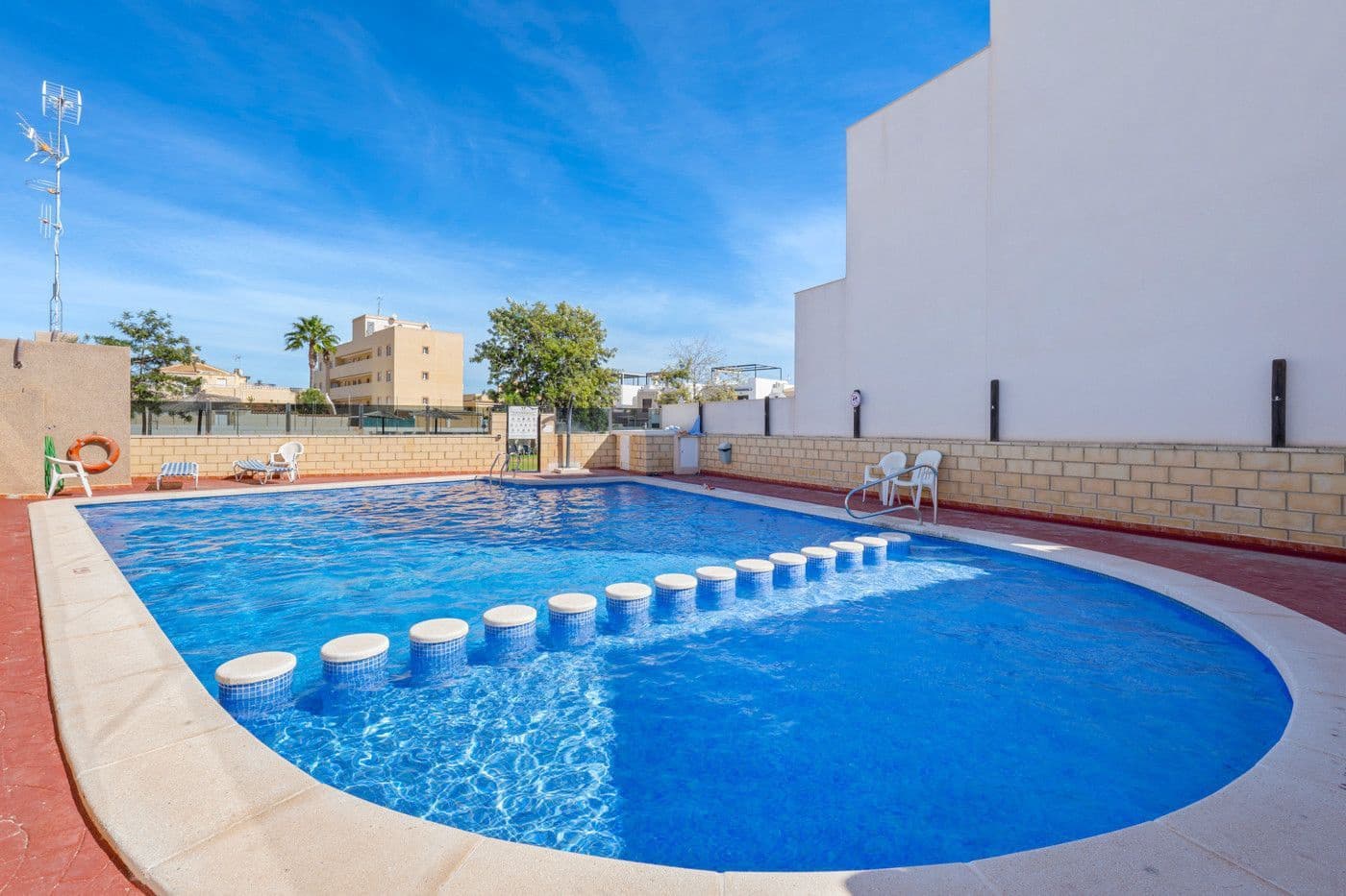 3 Zimmer Bungalow zu verkaufen in Orihuela Costa mit Pool - 159.000 € (Ref: 10099665)
