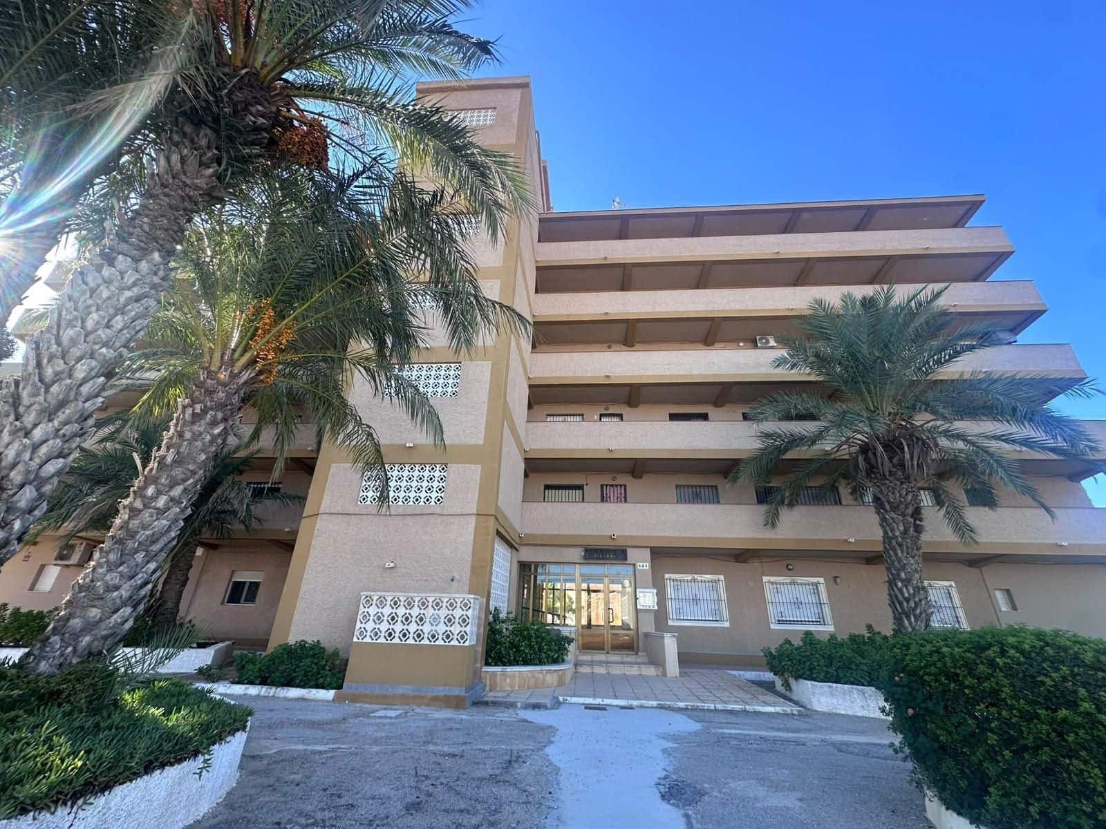 Studio à vendre à Guardamar del Segura avec piscine - 99 900 € (Ref: 10118754)