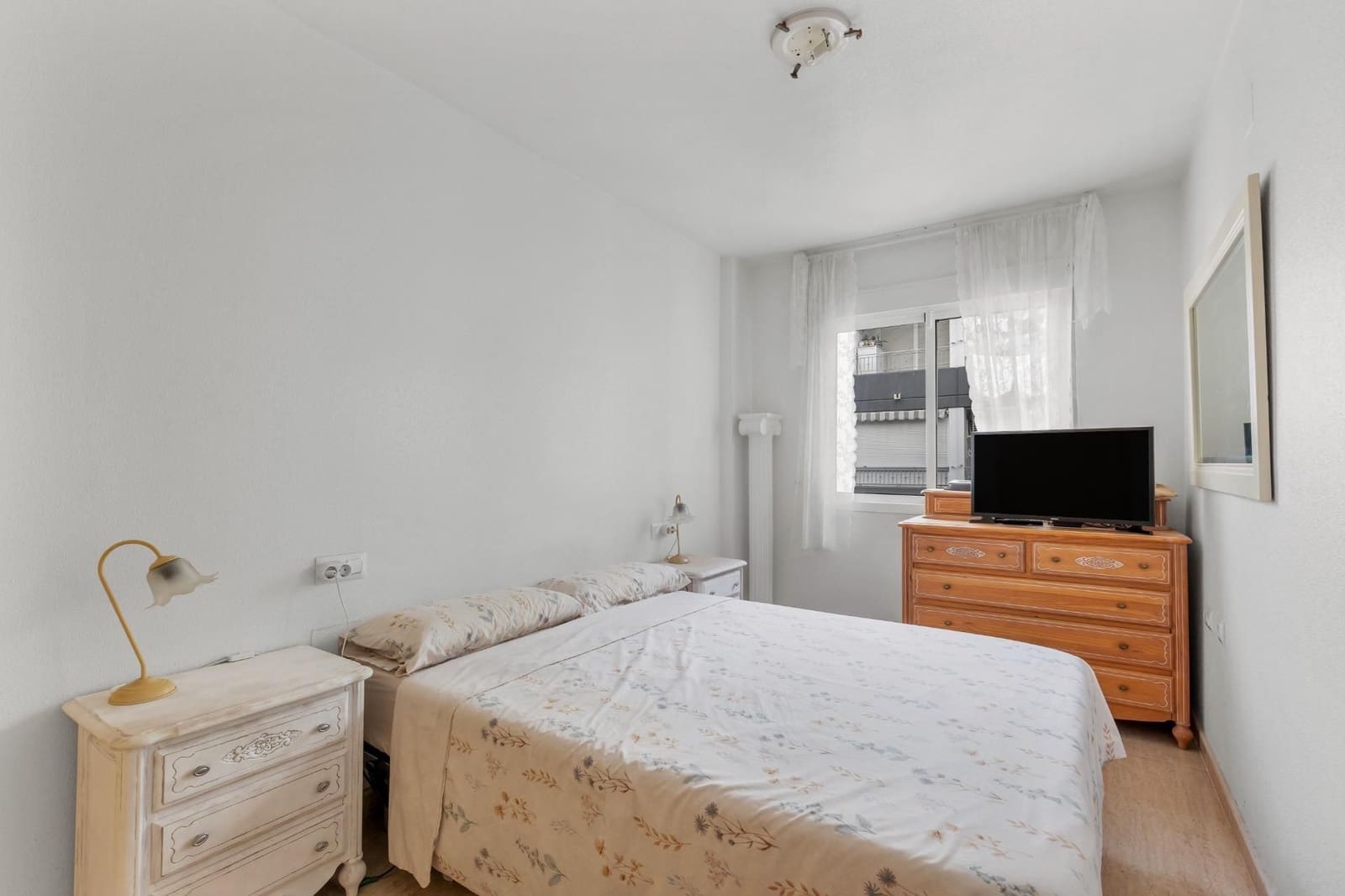 2 quarto Apartamento para venda em Torrevieja com piscina garagem - 125 000 € (Ref: 10135671)