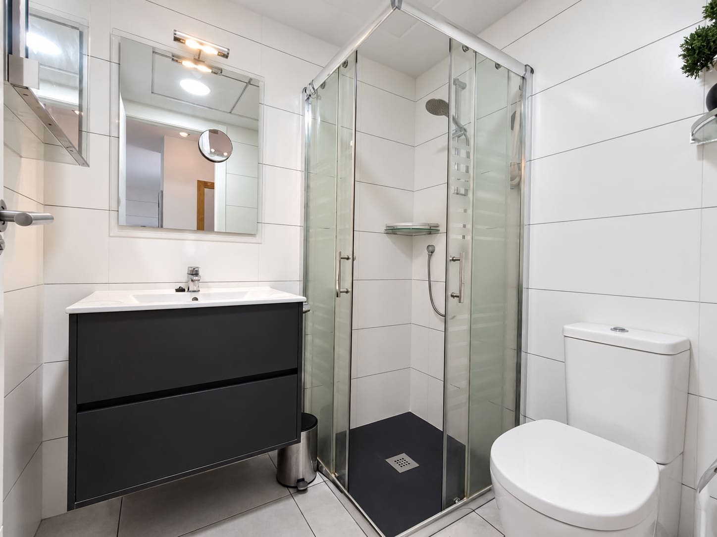 Bungalow de 2 habitaciones en Torrevieja en venta con piscina garaje - 231.000 € (Ref: 10141679)