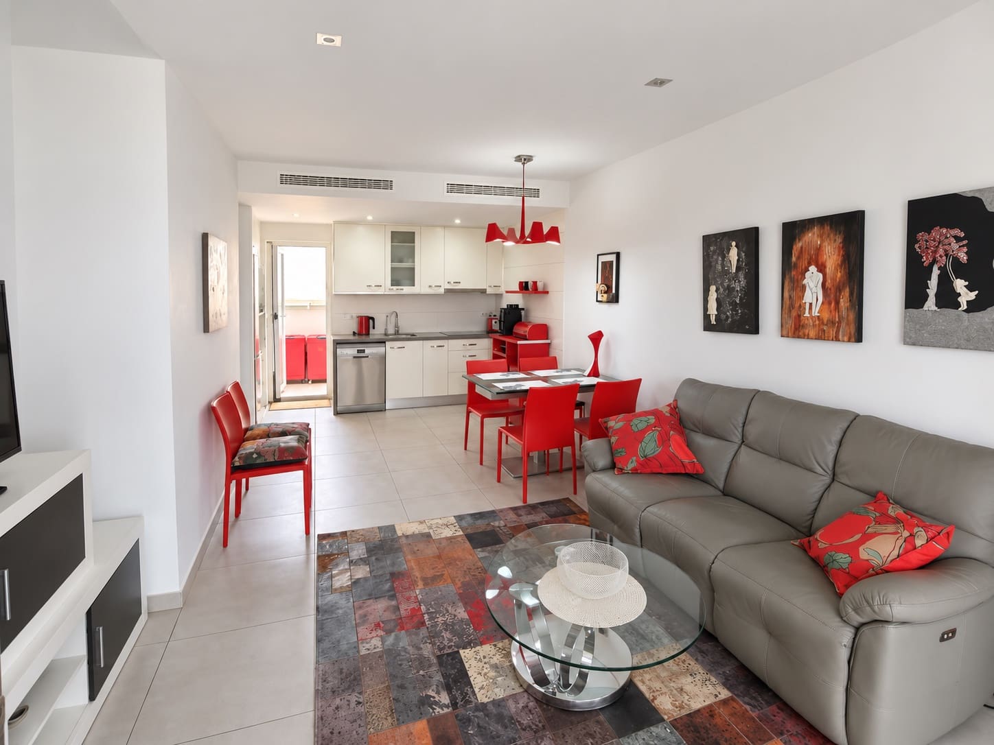 Bungalow de 2 habitaciones en Torrevieja en venta con piscina garaje - 231.000 € (Ref: 10141679)