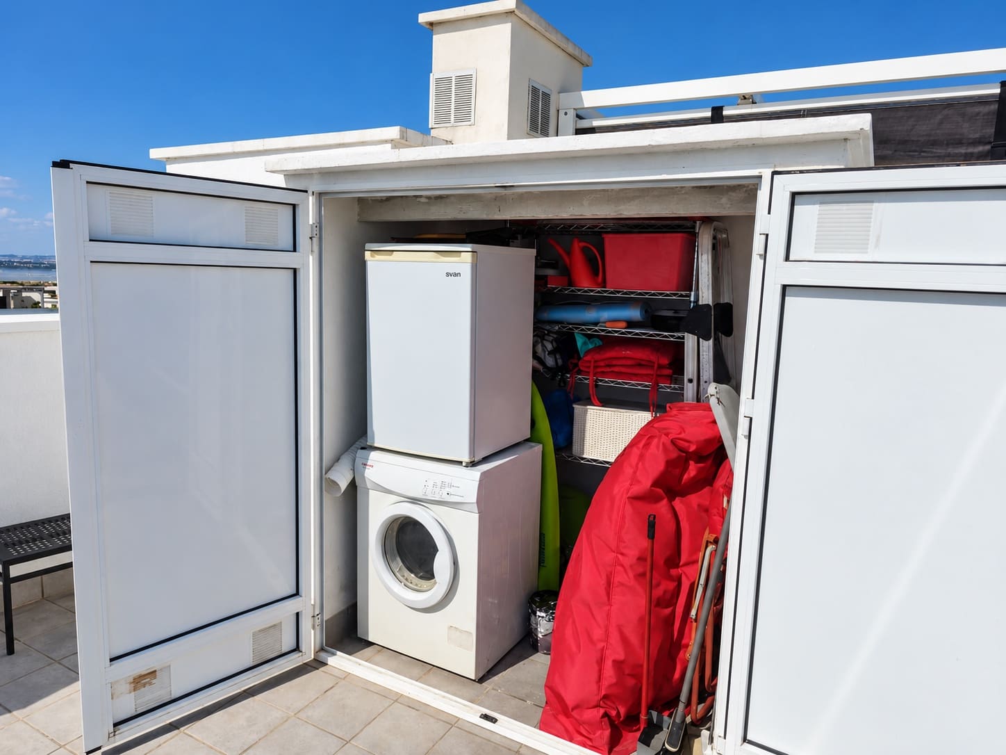 Bungalow de 2 habitaciones en Torrevieja en venta con piscina garaje - 231.000 € (Ref: 10141679)