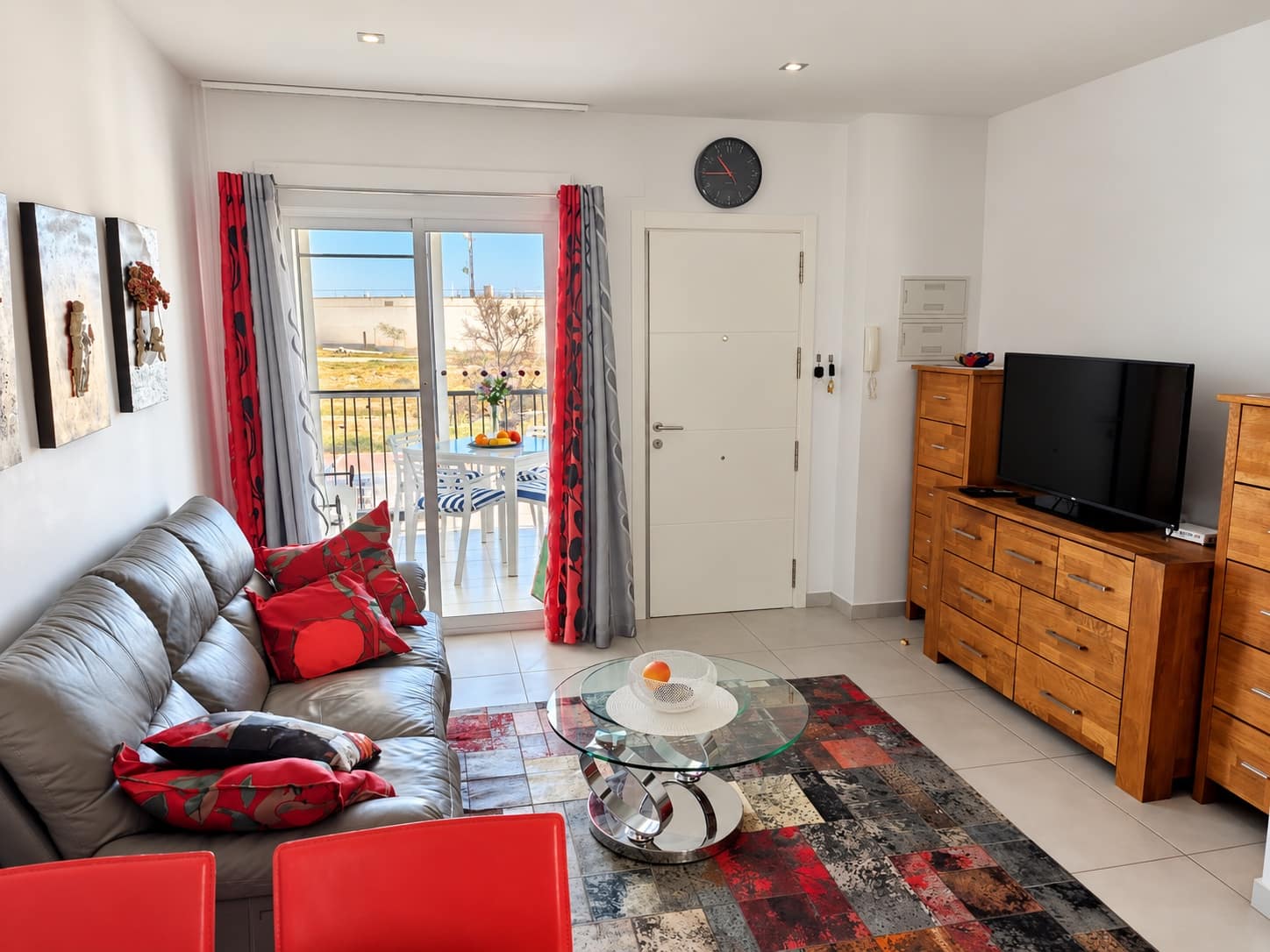 Bungalow de 2 habitaciones en Torrevieja en venta con piscina garaje - 231.000 € (Ref: 10141679)