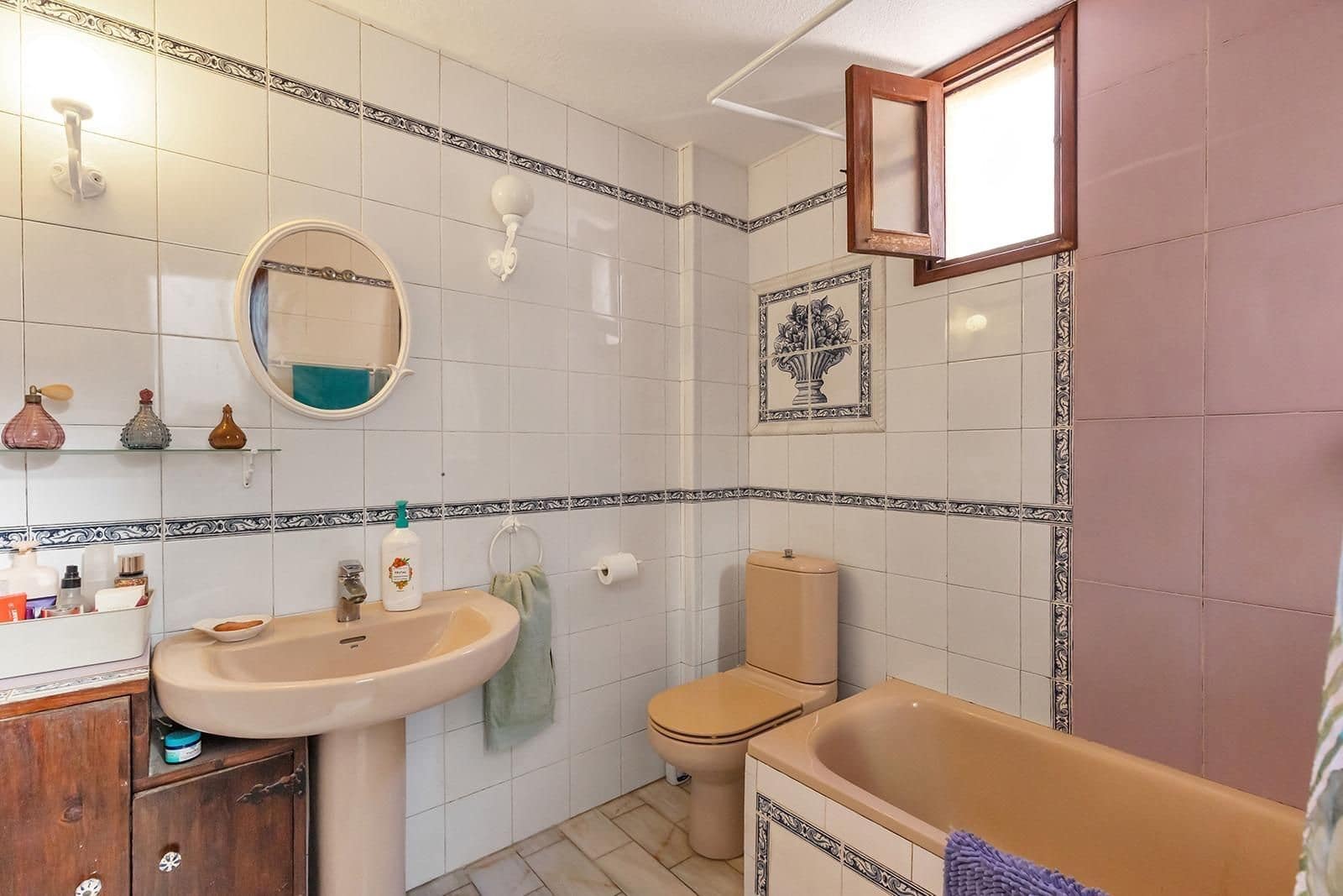 2 slaapkamer Halfvrijstaande villa te koop in Torrevieja met garage - € 240.000 (Ref: 10145766)