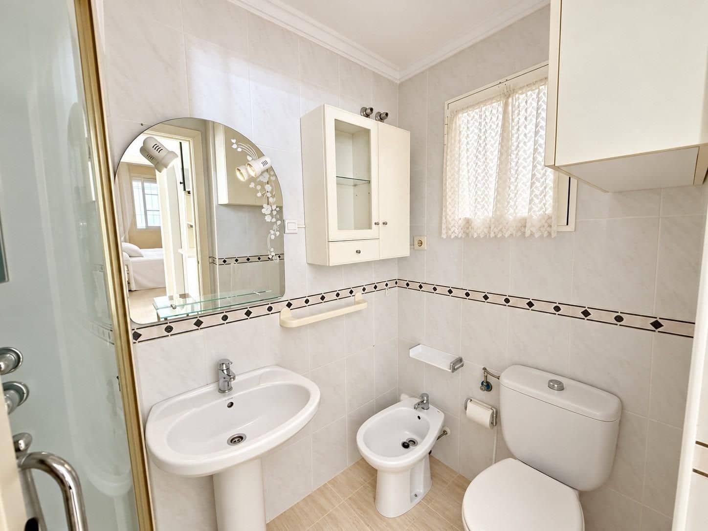 2 soverom Bungalow til salgs i Torrevieja med svømmebasseng - € 143 000 (Ref: 10158995)