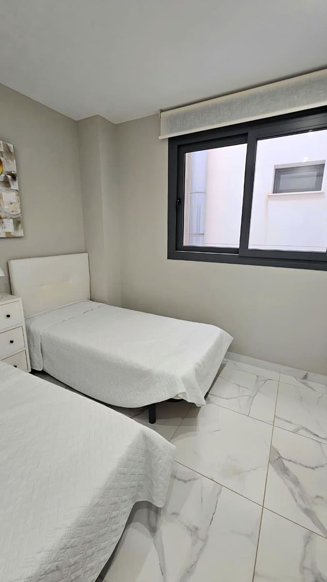 2 makuuhuone Huoneisto myytävänä paikassa Torrevieja - 260 000 € (Ref: 9640681)