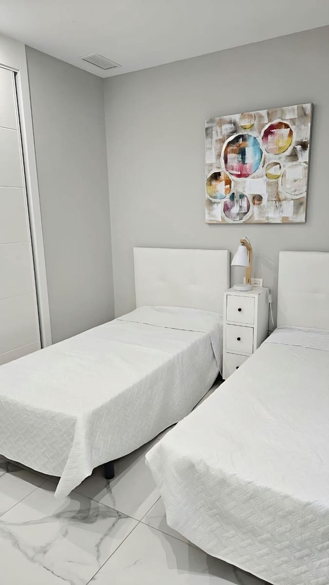 2 makuuhuone Huoneisto myytävänä paikassa Torrevieja - 260 000 € (Ref: 9640681)