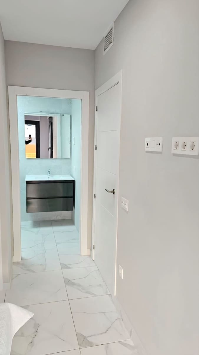 2 makuuhuone Huoneisto myytävänä paikassa Torrevieja - 260 000 € (Ref: 9640681)