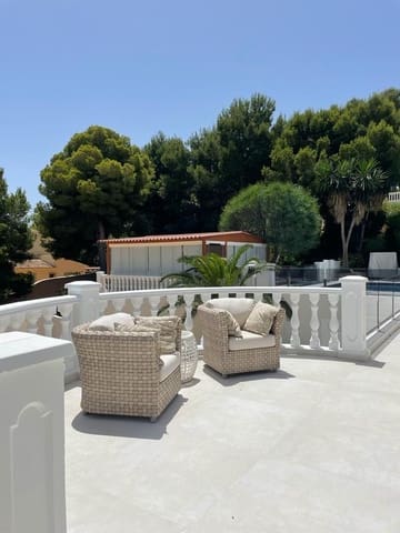 3 sypialnia Willa na sprzedaż w Moraira, Teulada-Moraira z basenem garażem - 1 290 000 € (Ref: 9640689)