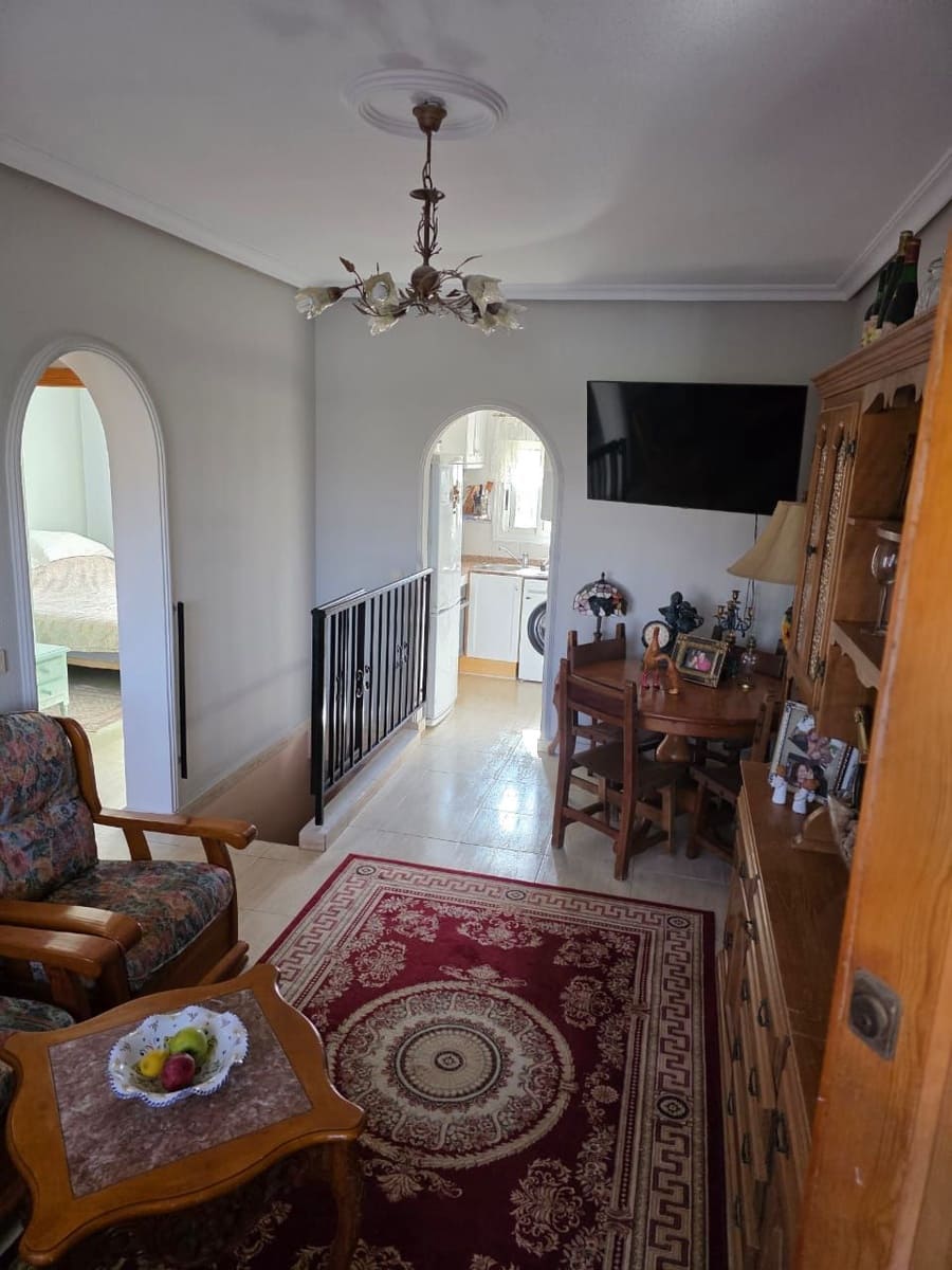 2 sovrum Bungalow till salu i Torrevieja med pool - 179 000 € (Ref: 9640690)