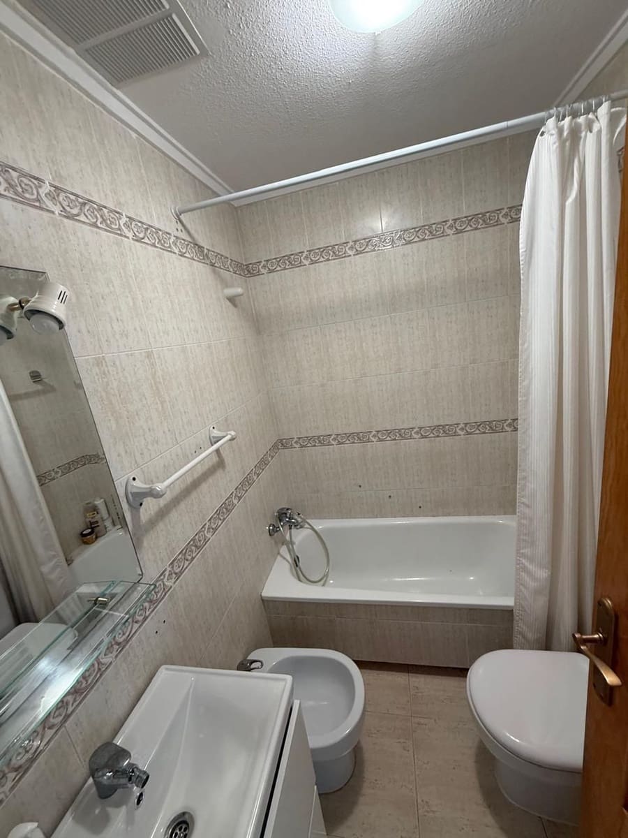 2 sovrum Bungalow till salu i Torrevieja med pool - 179 000 € (Ref: 9640690)