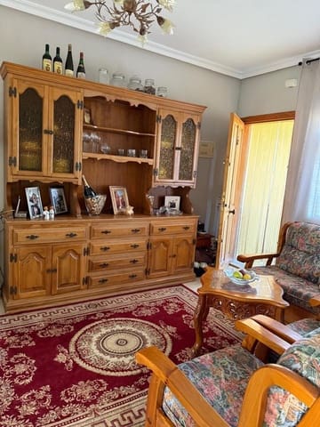 2 sovrum Bungalow till salu i Torrevieja med pool - 179 000 € (Ref: 9640690)