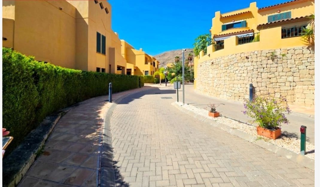 3 soveværelse Bungalow til salg i Finestrat med swimmingpool garage - € 340.000 (Ref: 9640695)